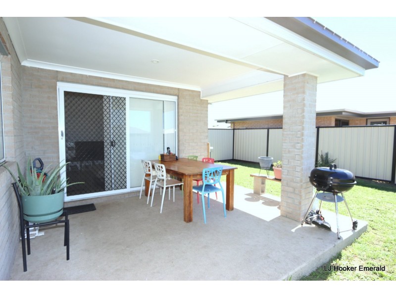 75 Mayfair Drive, Emerald QLD 4720