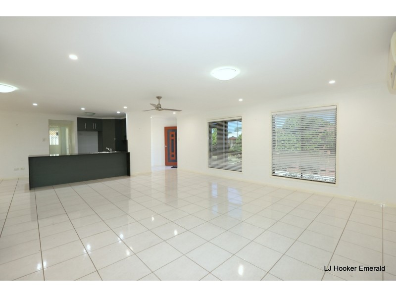 32 Blue Gums Drive, Emerald QLD 4720