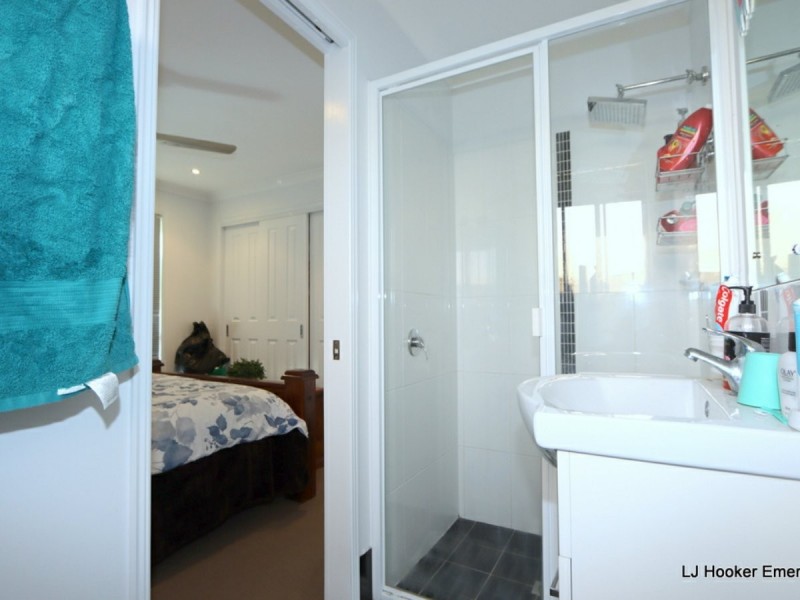 3 Highland Court, Emerald QLD 4720