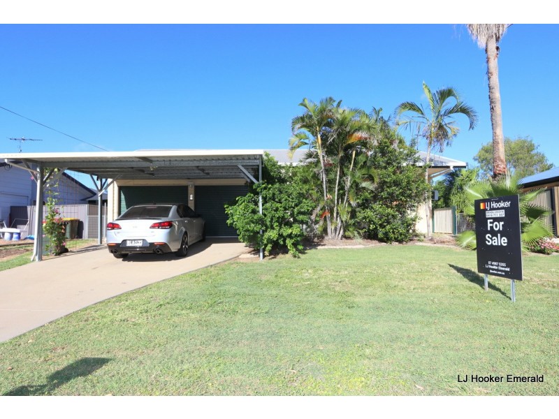 26 Dawn Crescent, Emerald QLD 4720