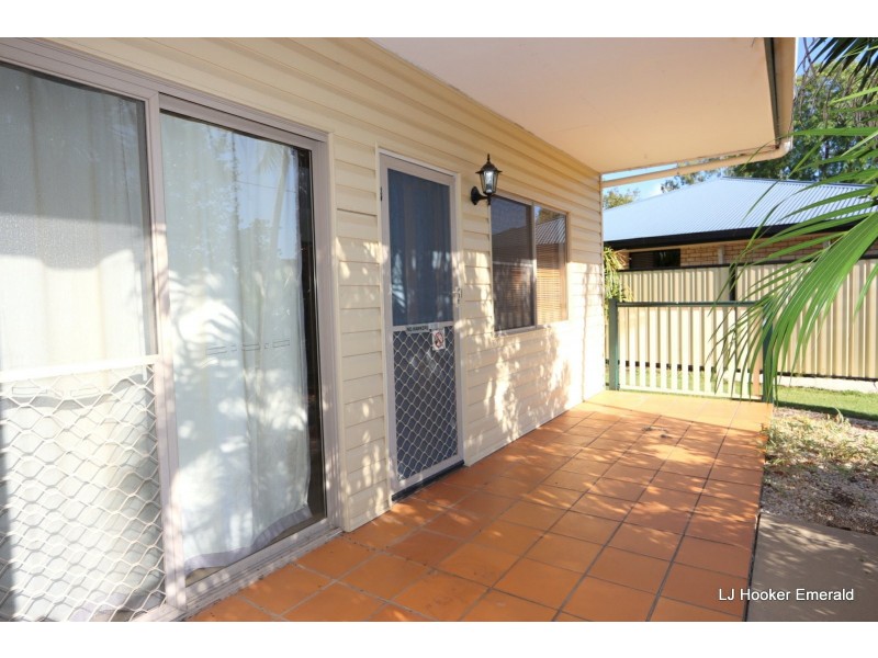 26 Dawn Crescent, Emerald QLD 4720