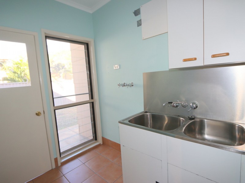 26 Dawn Crescent, Emerald QLD 4720