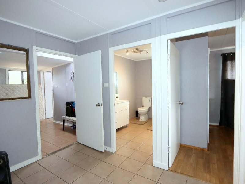 23 Retro Street, Capella QLD 4723