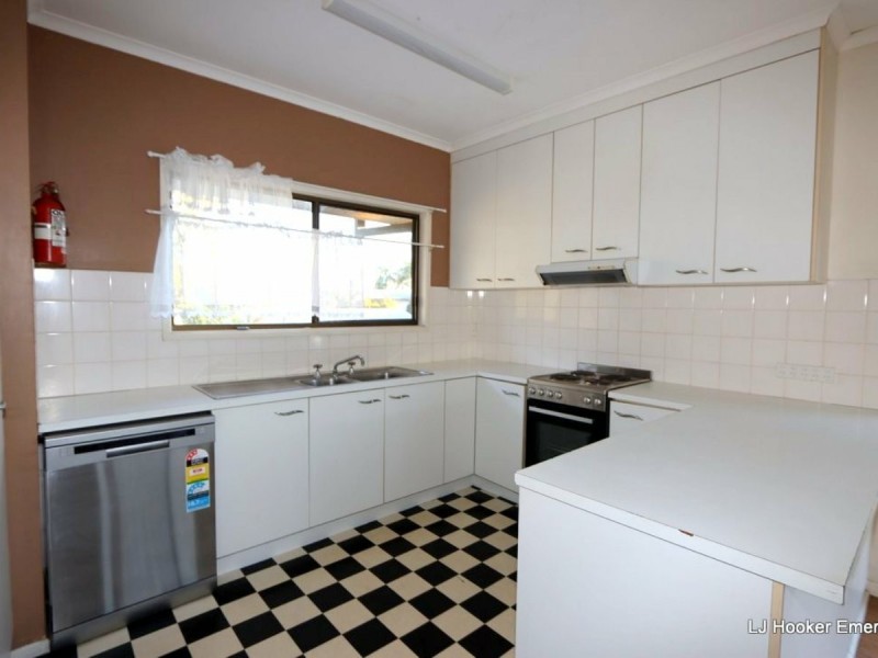 50 Loch Street, Emerald QLD 4720