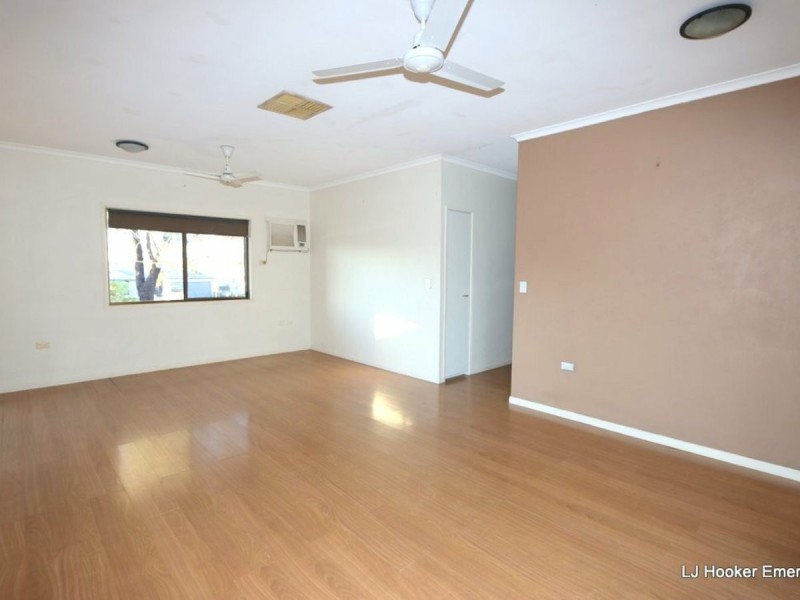 50 Loch Street, Emerald QLD 4720