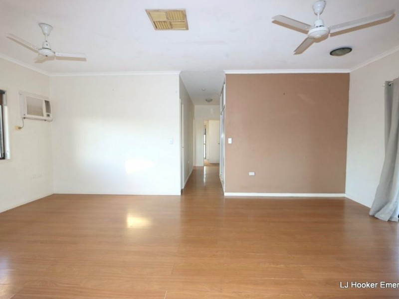 50 Loch Street, Emerald QLD 4720