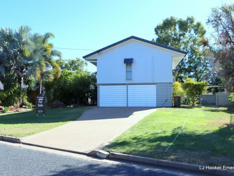 27 Colleen Av, Emerald QLD 4720