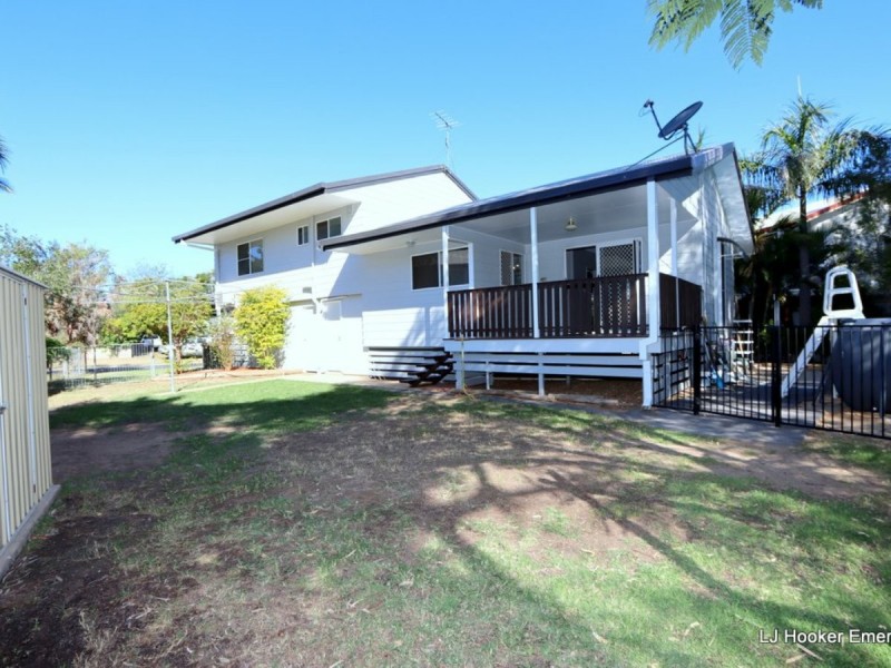 27 Colleen Av, Emerald QLD 4720