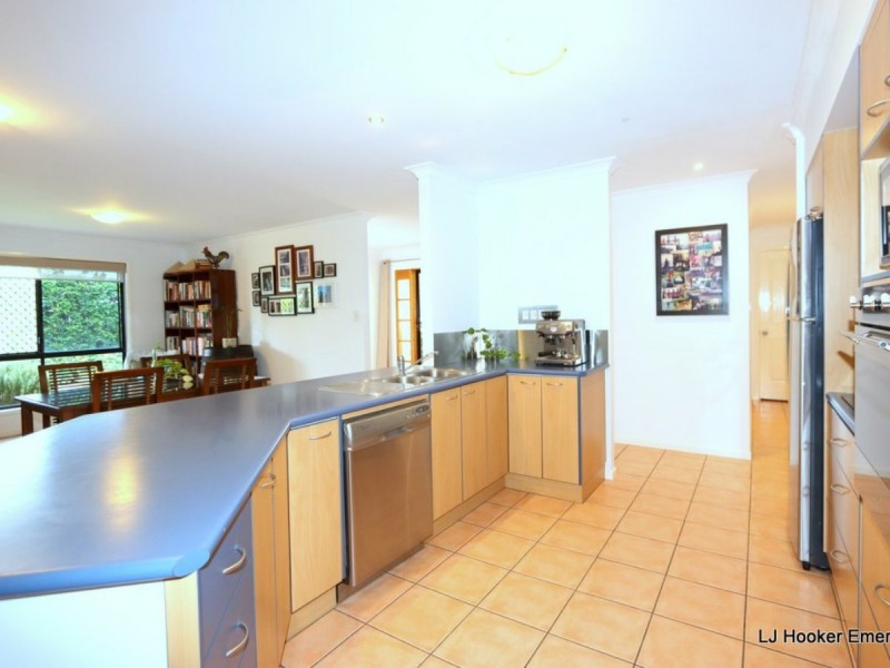 6 Haswell Street, Emerald QLD 4720