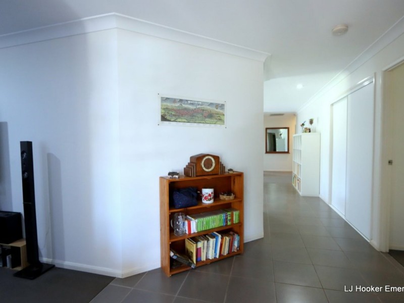 20 Mitchell Street, Emerald QLD 4720