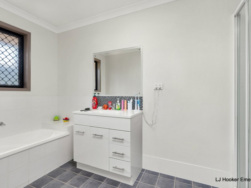 25 Berthun Street, Emerald QLD 4720