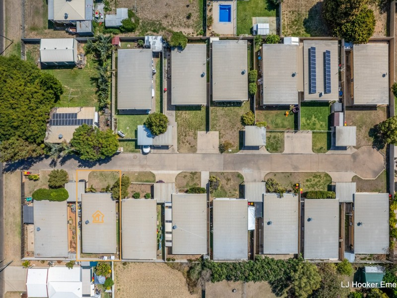 Unit 2/69 Esmond Street, Emerald QLD 4720