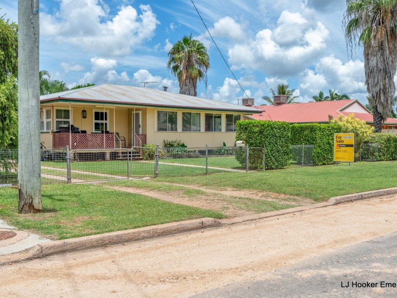 104 Harris Street, Emerald QLD 4720