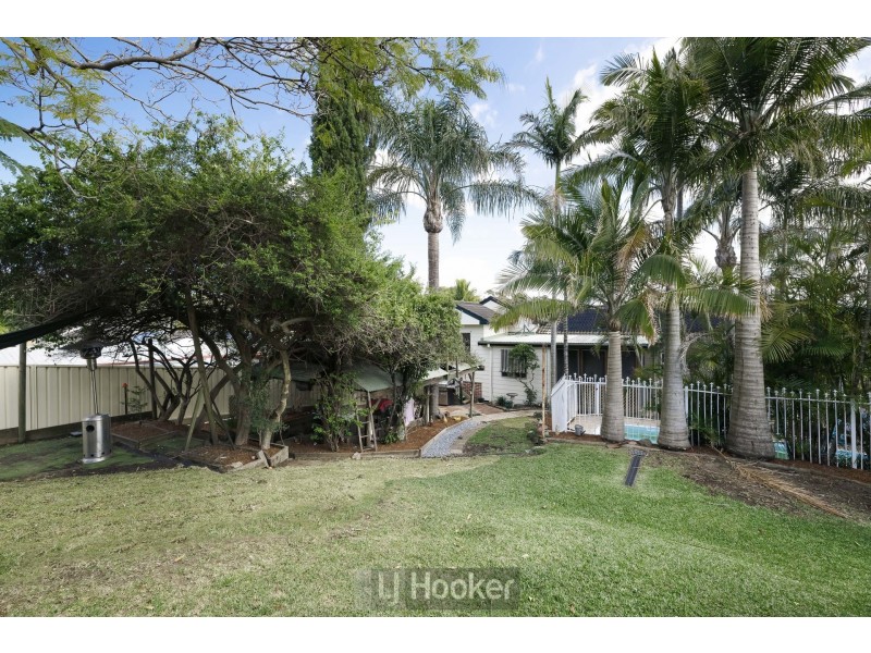 3 Lauren Drive, Emerald QLD 4720