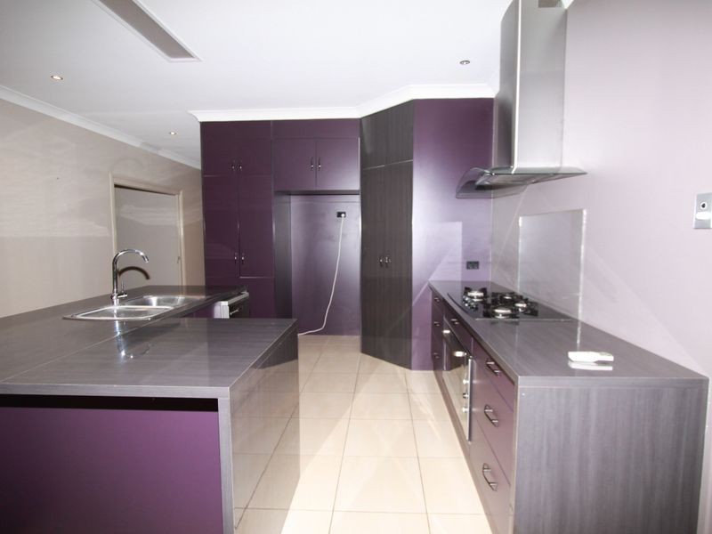 5 Chandon Crt, Emerald QLD 4720