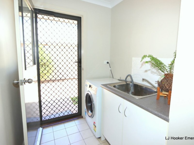 26 Wright Street, Emerald QLD 4720