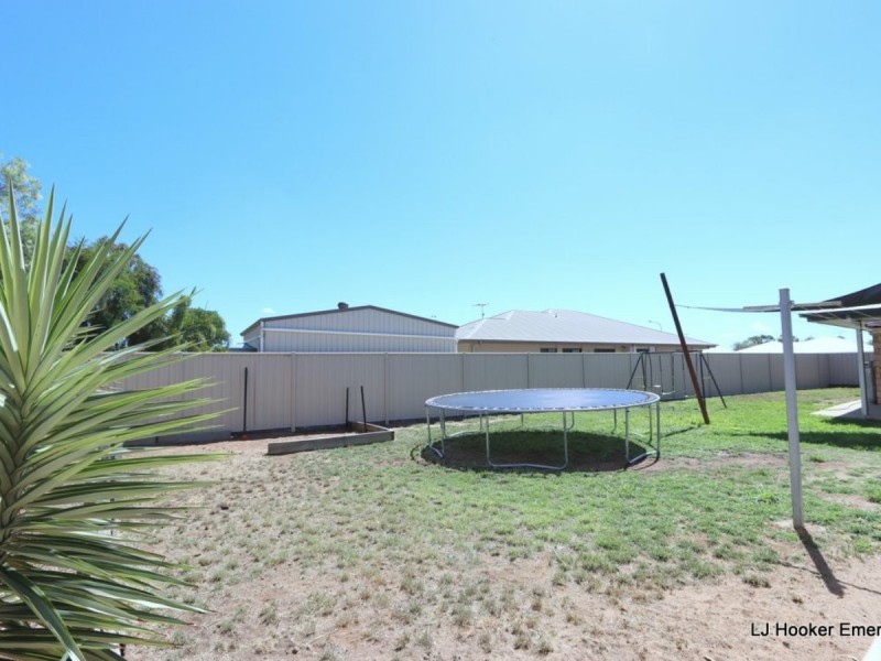 26 Wright Street, Emerald QLD 4720