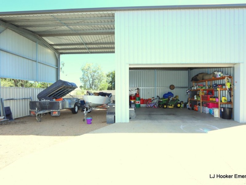 26 Wright Street, Emerald QLD 4720