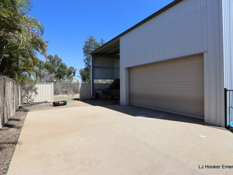 26 Wright Street, Emerald QLD 4720
