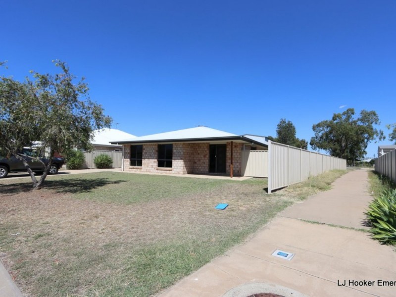 26 Wright Street, Emerald QLD 4720