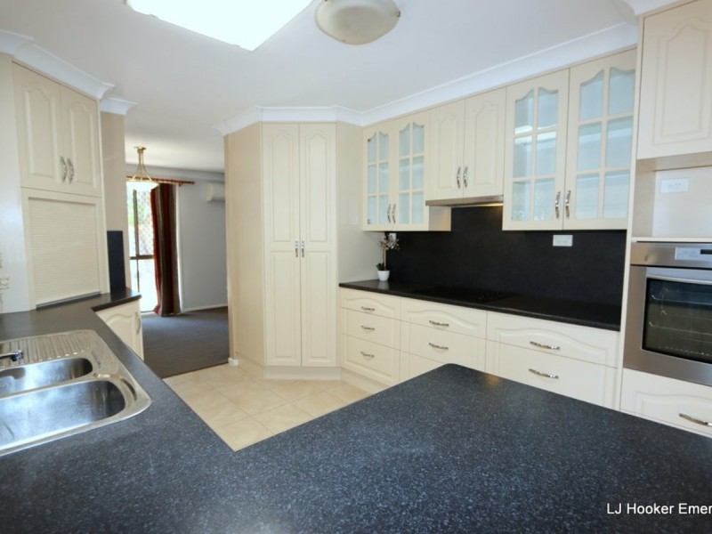 9 Suncross Place, Emerald QLD 4720