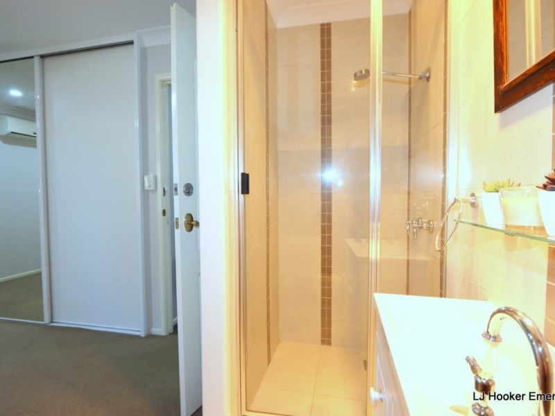 9 Suncross Place, Emerald QLD 4720