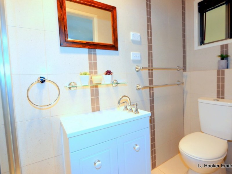 9 Suncross Place, Emerald QLD 4720