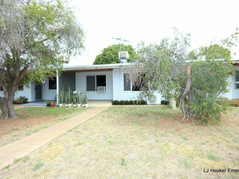 Unit 2/45 Opal Street, Emerald QLD 4720