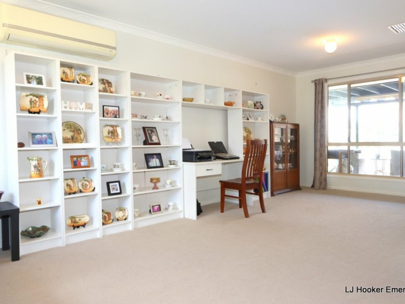 59 Crinum Crescent, Emerald QLD 4720