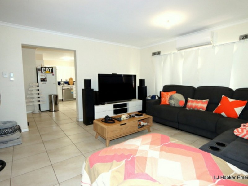 2 Opal Lane, Emerald QLD 4720