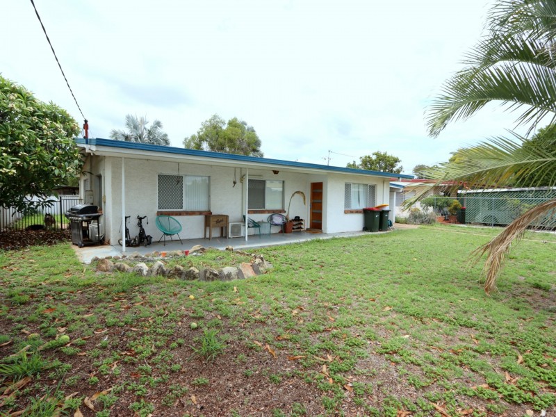 2 Opal Lane, Emerald QLD 4720