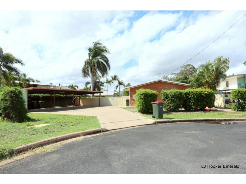 Unit 4/5 Gibson Grove, Emerald QLD 4720