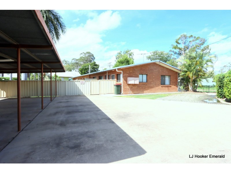 Unit 4/5 Gibson Grove, Emerald QLD 4720