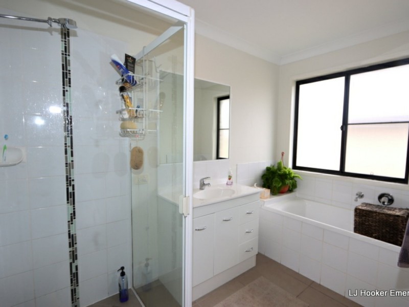 15 Newman Drive, Emerald QLD 4720