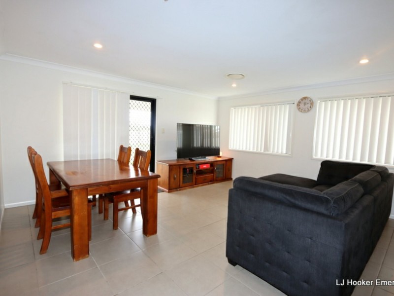 15 Newman Drive, Emerald QLD 4720