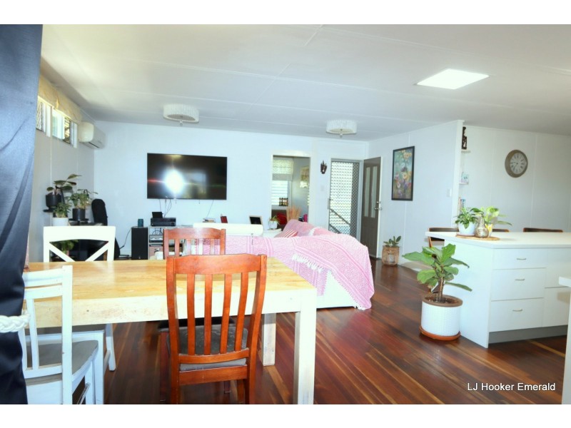 30 Moody Street, Emerald QLD 4720