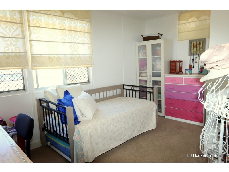 30 Moody Street, Emerald QLD 4720