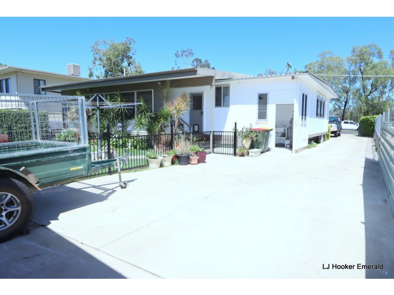 30 Moody Street, Emerald QLD 4720