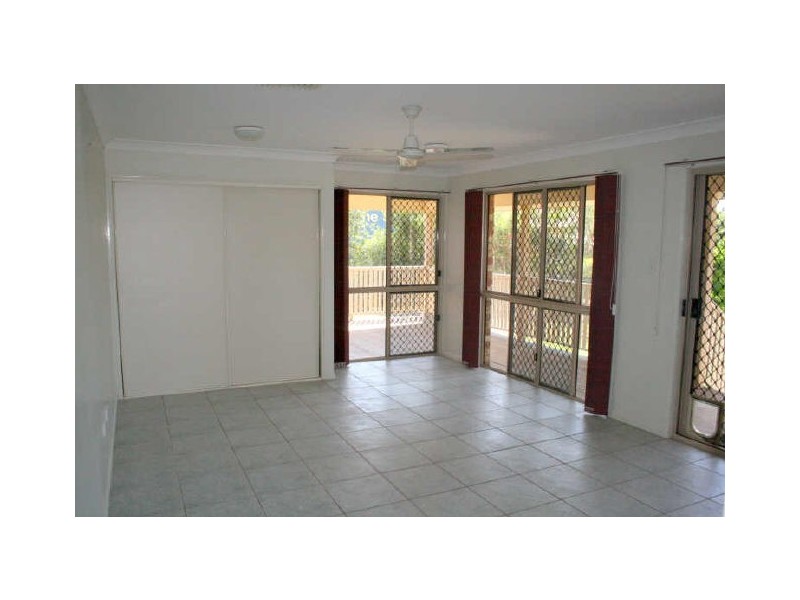 32 Andrews Road, Emerald QLD 4720