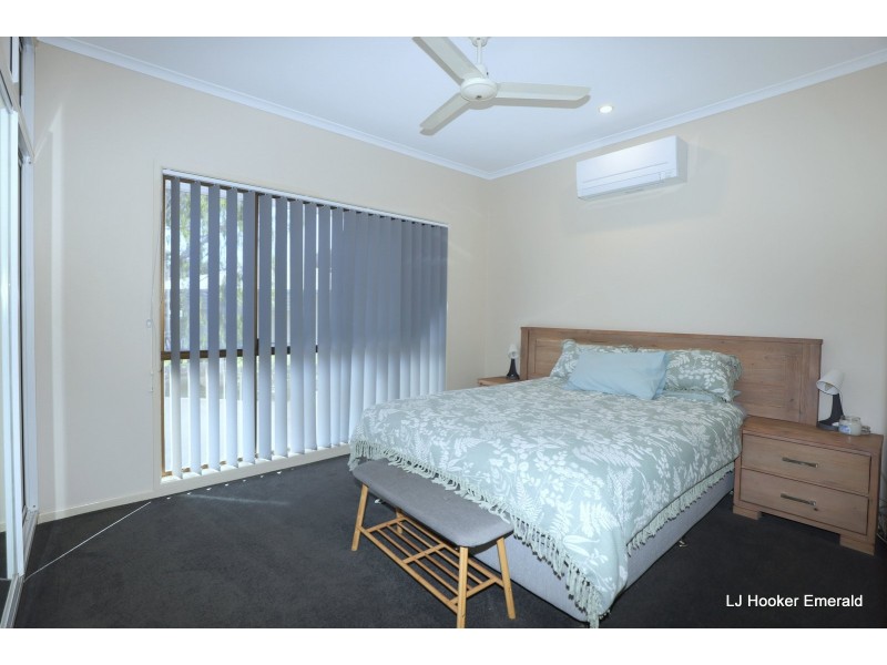 4 Julie Court, Emerald QLD 4720
