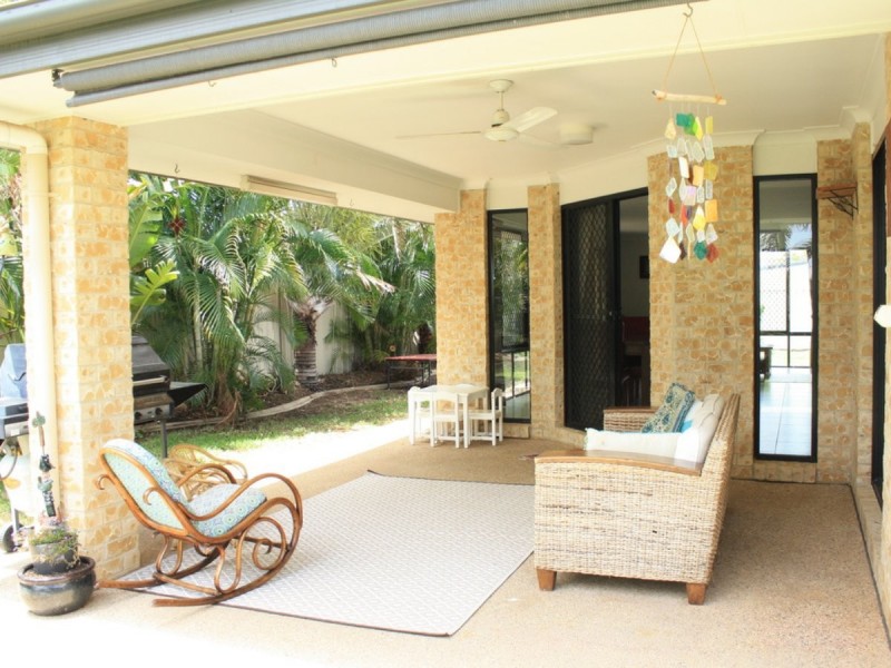 24 Mayfair Drive, Emerald QLD 4720