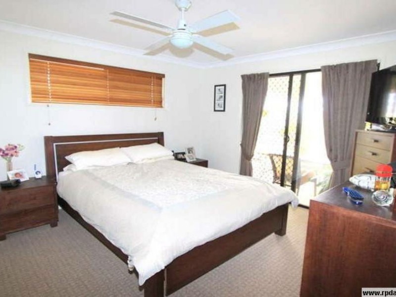 24 Mayfair Drive, Emerald QLD 4720