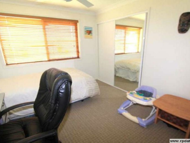 24 Mayfair Drive, Emerald QLD 4720