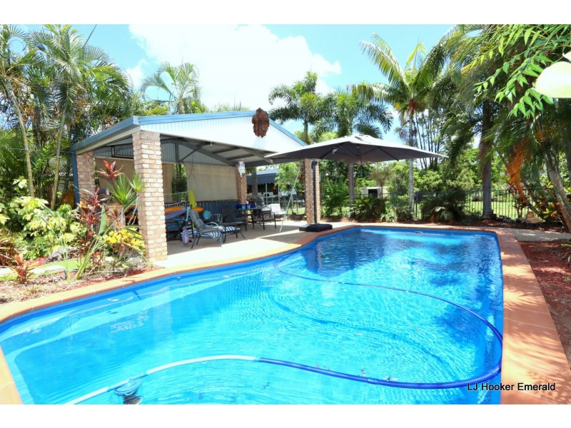 2 Malibu Place, Emerald QLD 4720