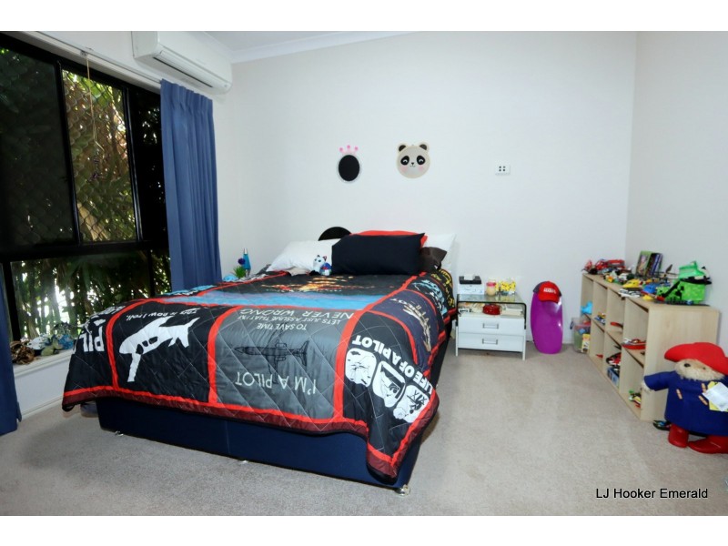 2 Malibu Place, Emerald QLD 4720