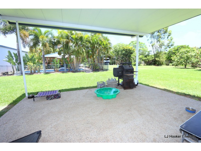 2 Malibu Place, Emerald QLD 4720