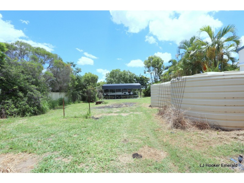 2 Malibu Place, Emerald QLD 4720