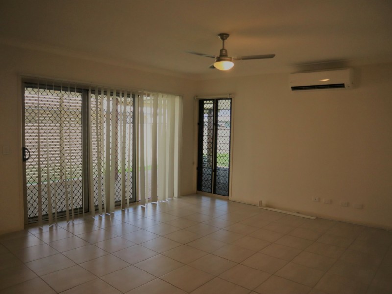 4 Singleton Court, Emerald QLD 4720