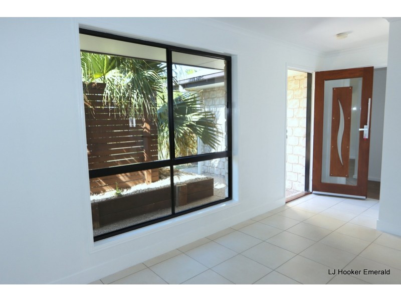 66 Long Street, Emerald QLD 4720