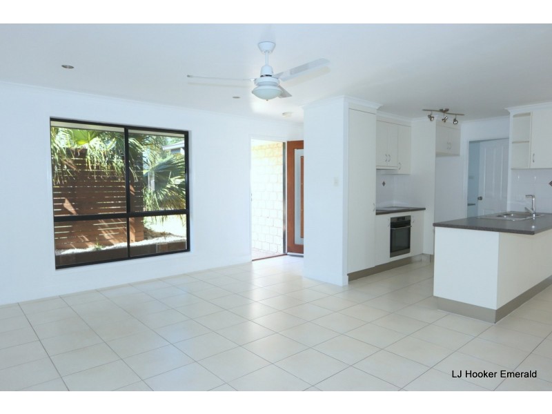 66 Long Street, Emerald QLD 4720